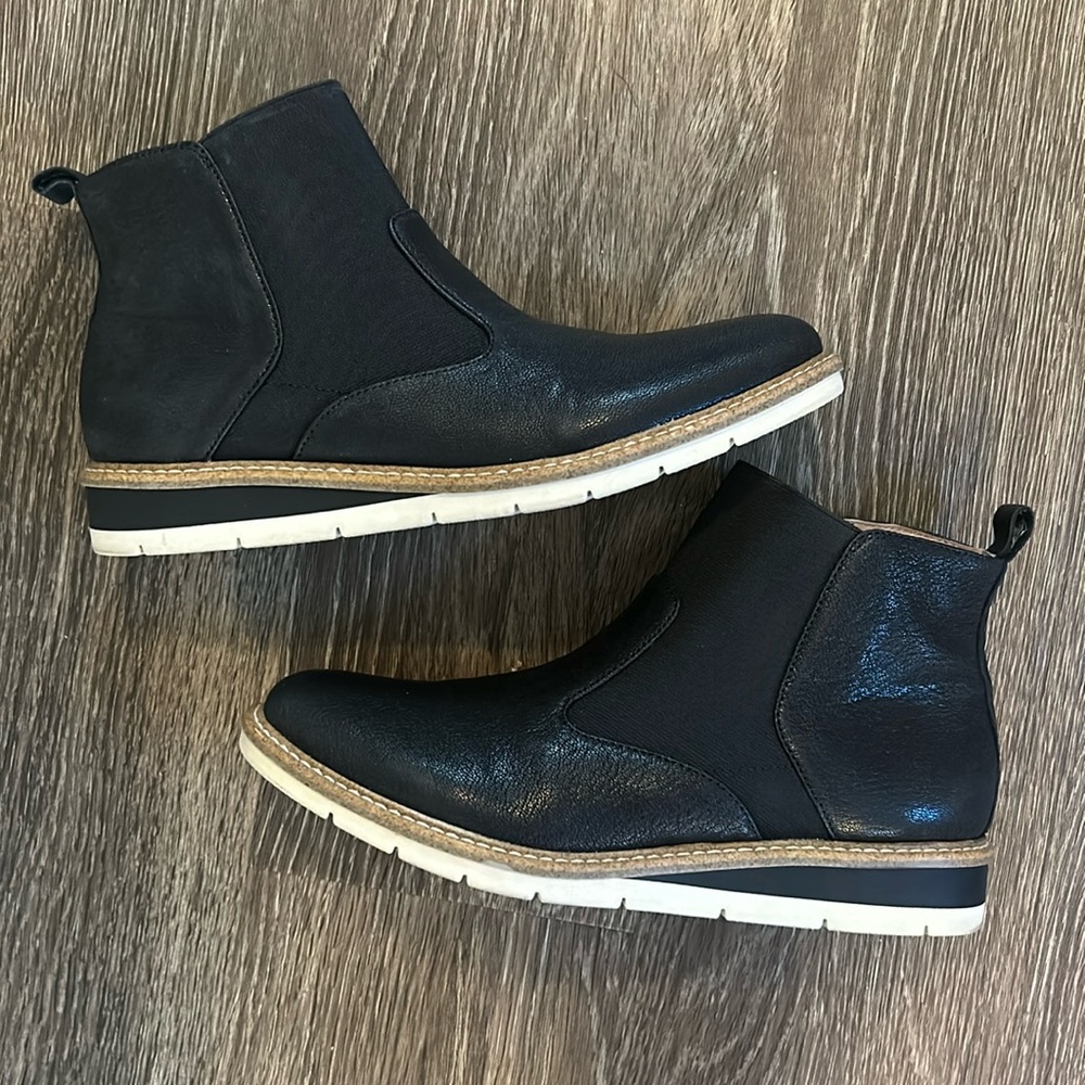 Adam Tucker X Me Too Apollo Chelsea Boots 7.5 black